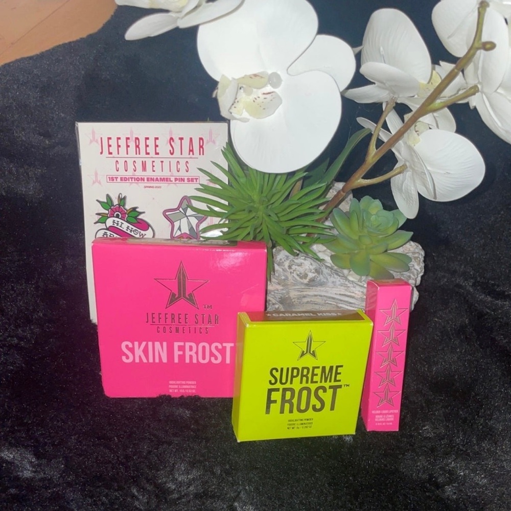 BNIB- Jeffree Star Highlight Bundle